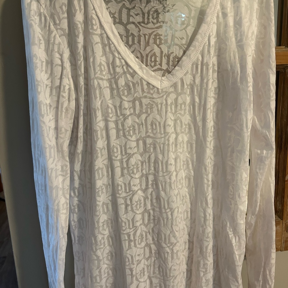 Harley-Davidson White Patterned V-Neck Blouse